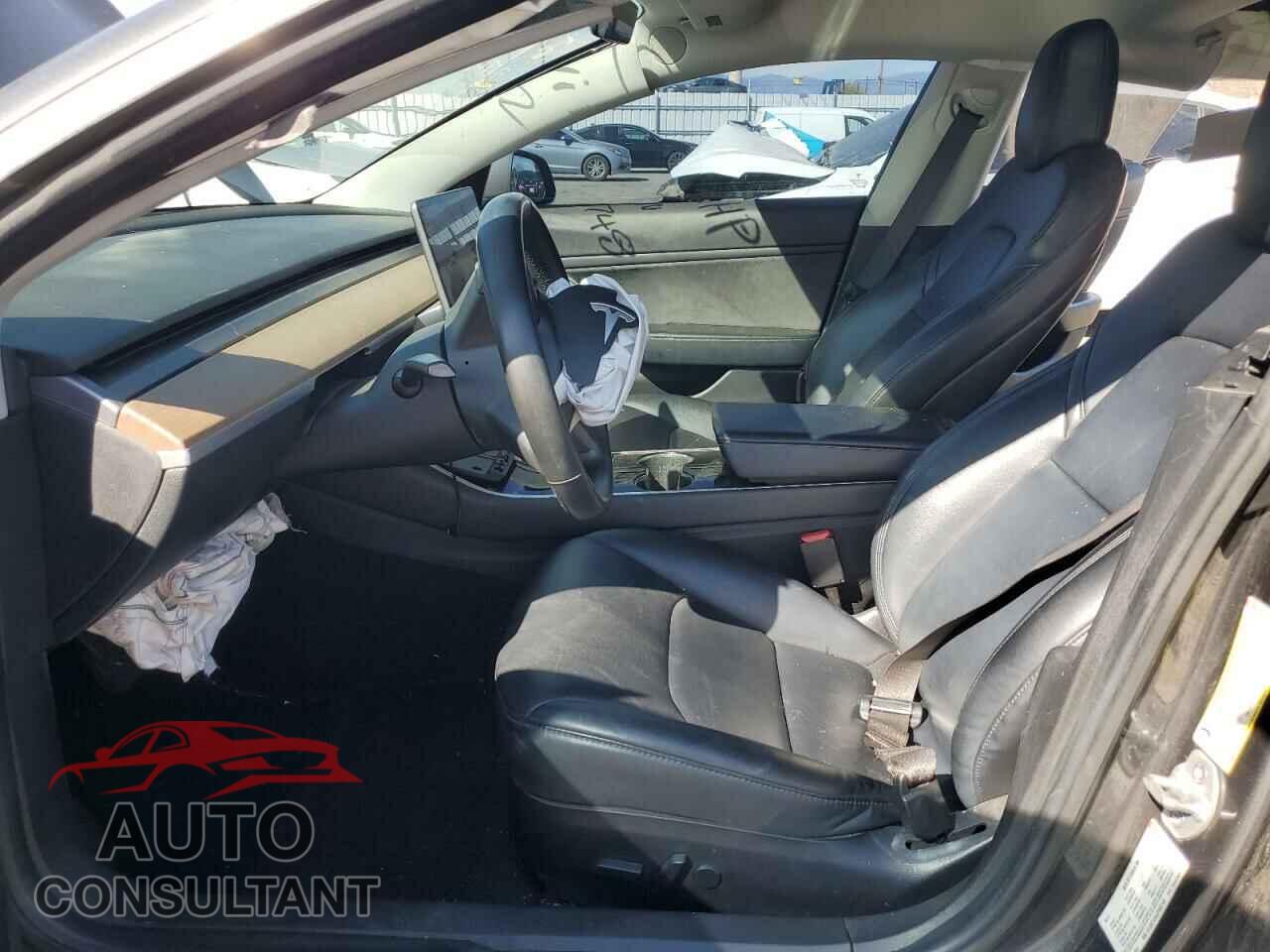 TESLA MODEL 3 2018 - 5YJ3E1EA5JF052748