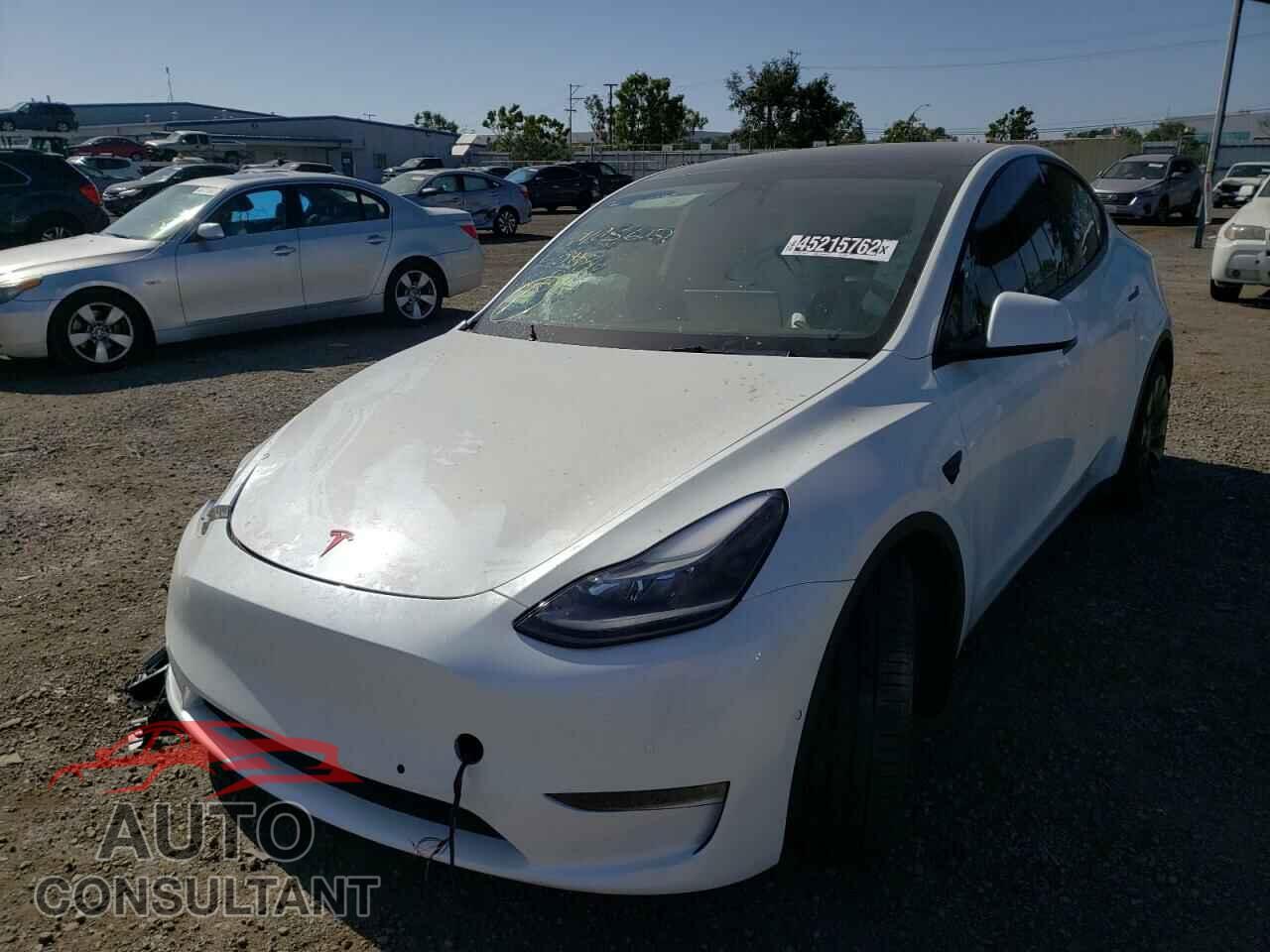 TESLA MODEL Y 2021 - 5YJYGDEFXMF277863