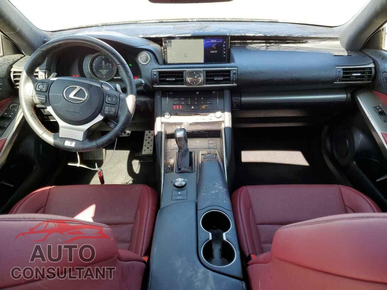 LEXUS IS 2018 - JTHBA1D26J5067809
