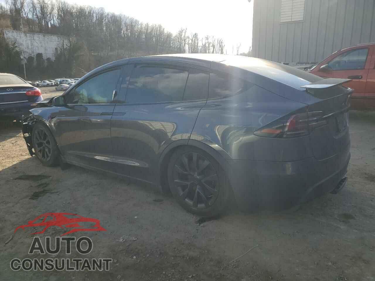 TESLA MODEL X 2023 - 7SAXCBE53PF377376