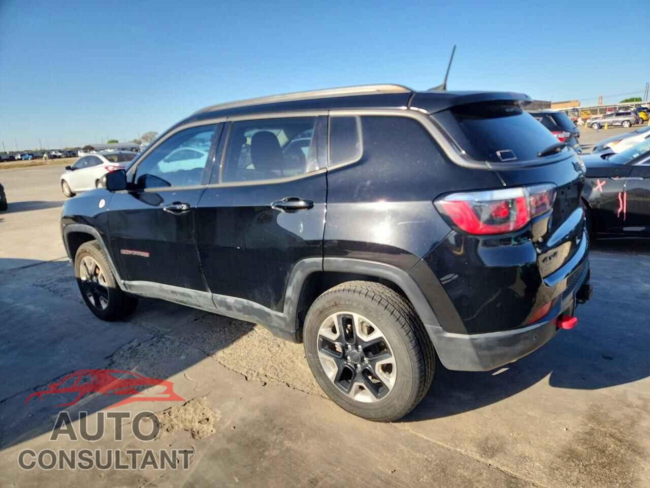 JEEP COMPASS 2018 - 3C4NJDDB2JT319300