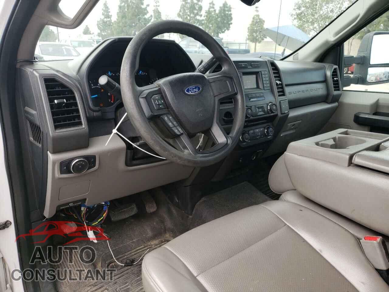 FORD F250 2017 - 1FTBF2A64HEE26438