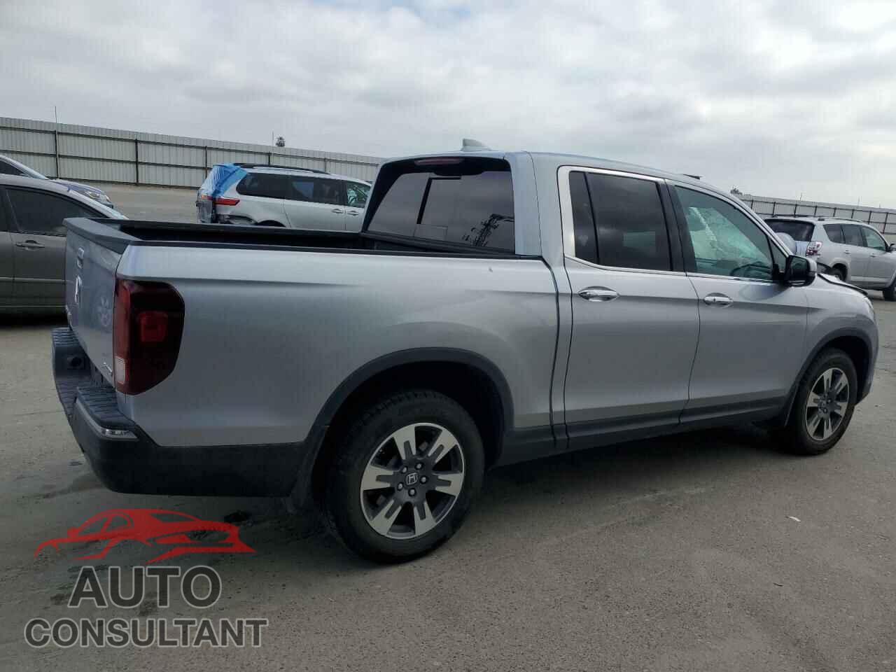 HONDA RIDGELINE 2018 - 5FPYK3F77JB004429