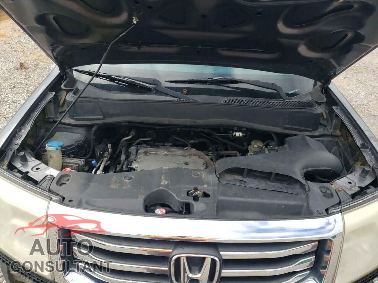HONDA PILOT 2014 - 5FNYF3H40EB011132