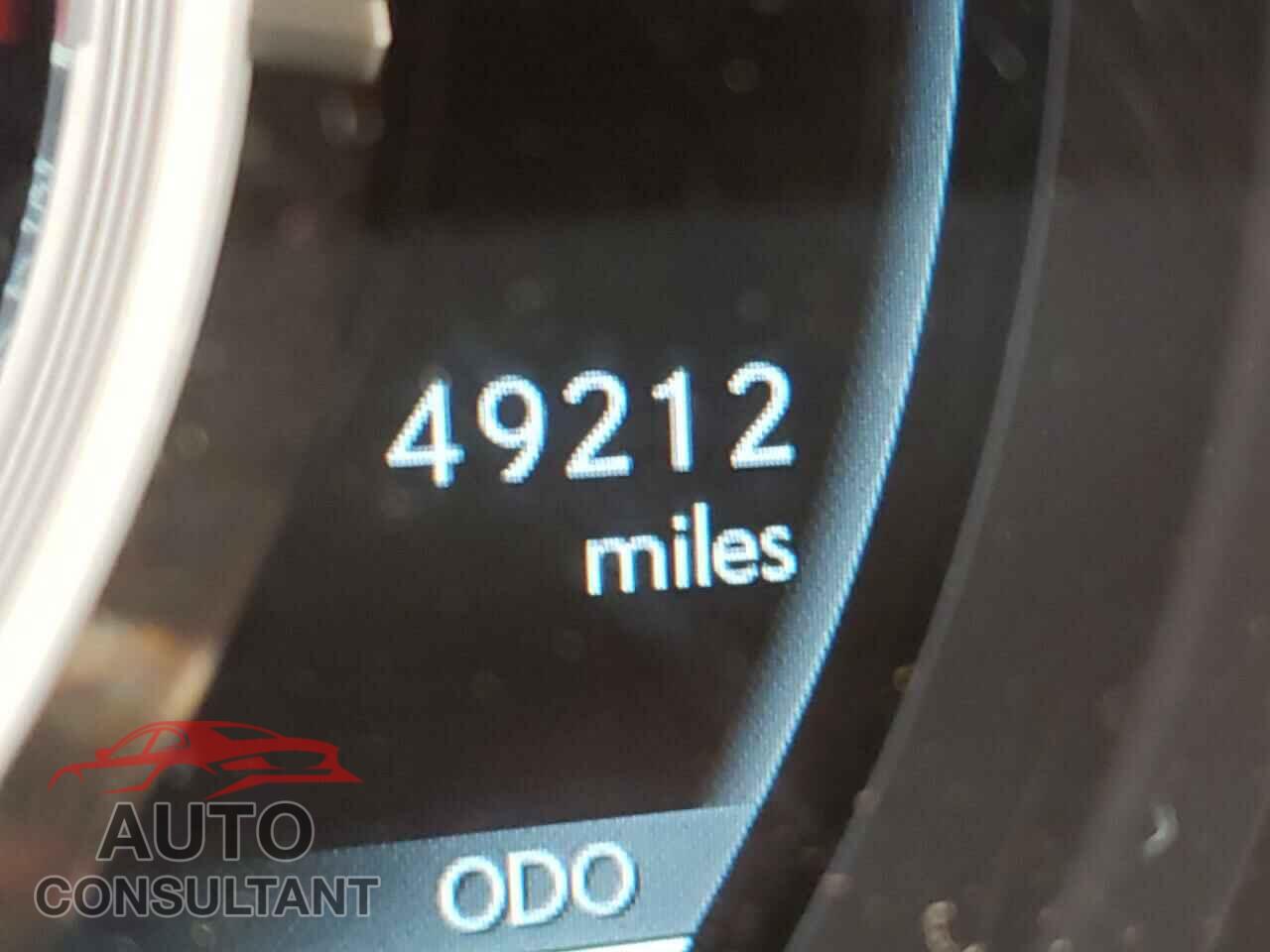 LEXUS IS 2017 - JTHBA1D23H5049097