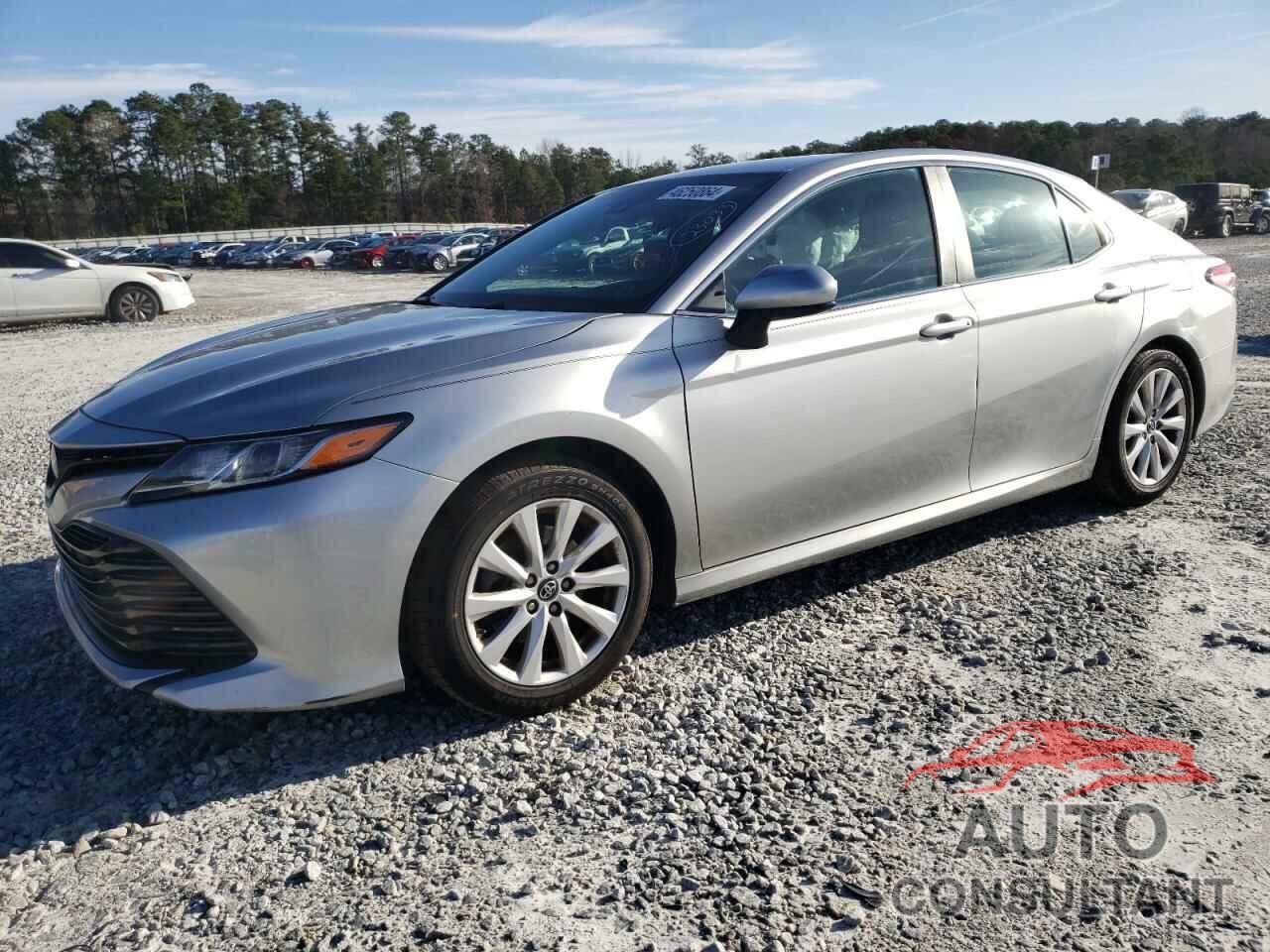 TOYOTA CAMRY 2018 - 4T1B11HK5JU629504