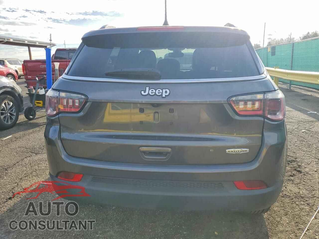 JEEP COMPASS 2017 - 3C4NJCBB9HT647630