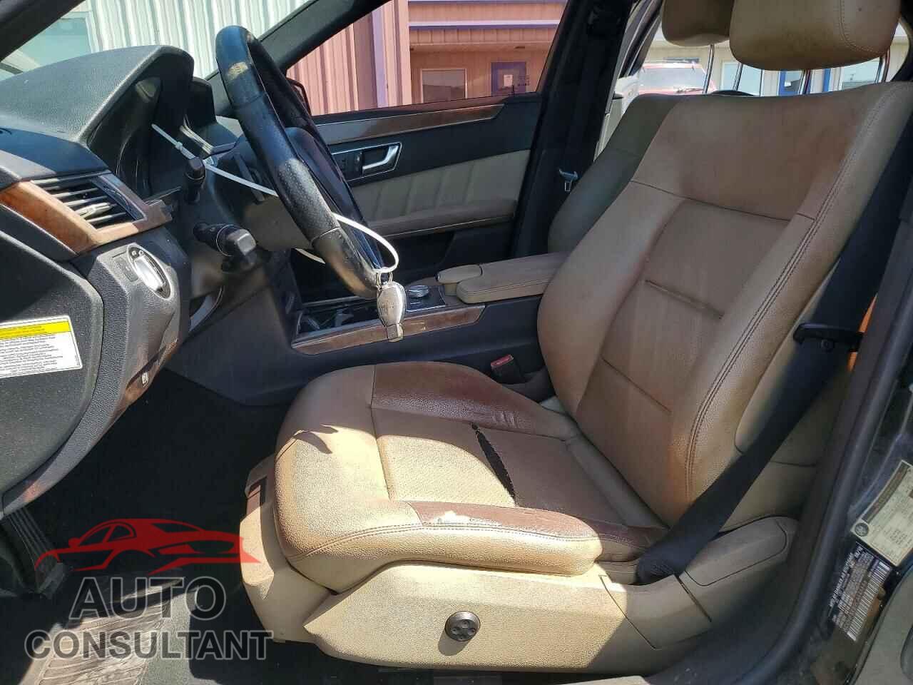 MERCEDES-BENZ E-CLASS 2012 - WDDHF5KB9CA646686