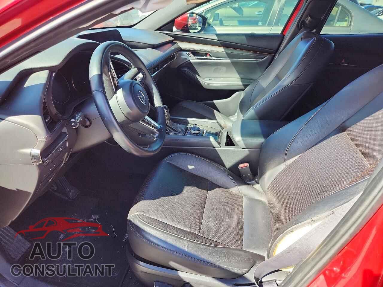 MAZDA 3 2019 - JM1BPANM4K1134898