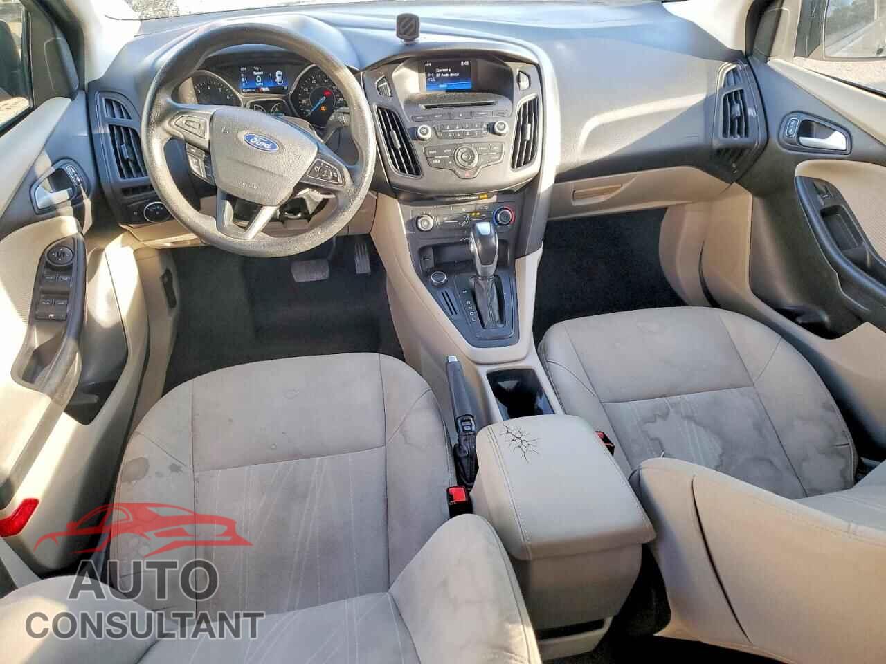 FORD FOCUS 2016 - 1FADP3F23GL397192