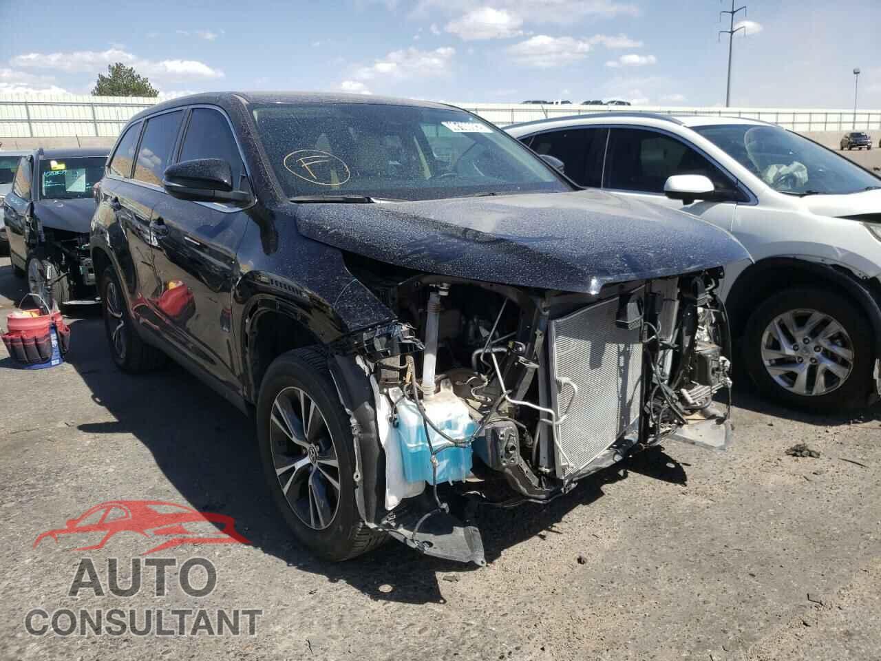 TOYOTA HIGHLANDER 2019 - 5TDZZRFH0KS363767
