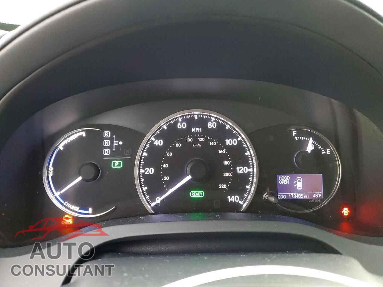 LEXUS CT 200 2014 - JTHKD5BH3E2174667