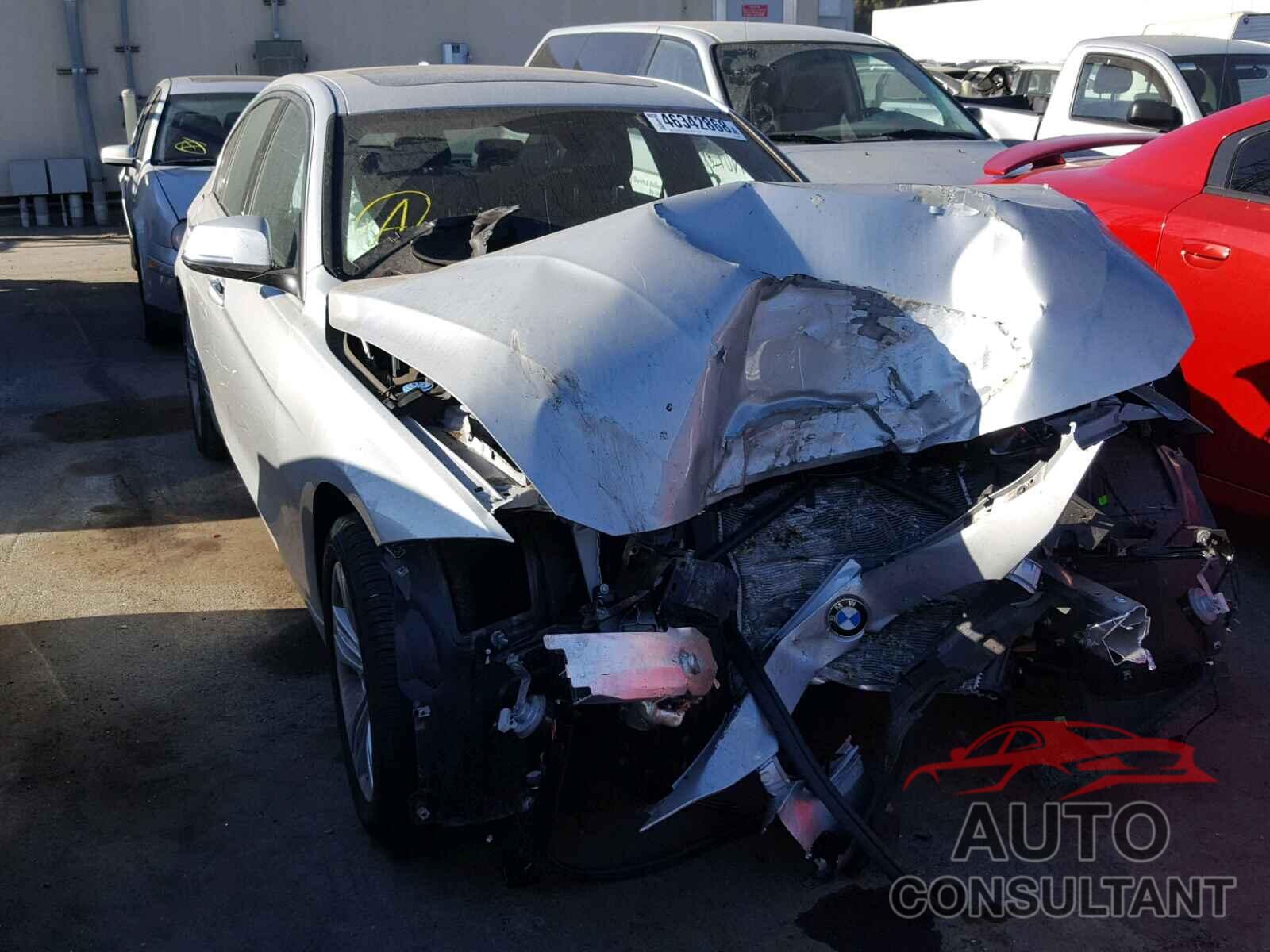 BMW 3 SERIES 2017 - WBA8B9C50HK884687