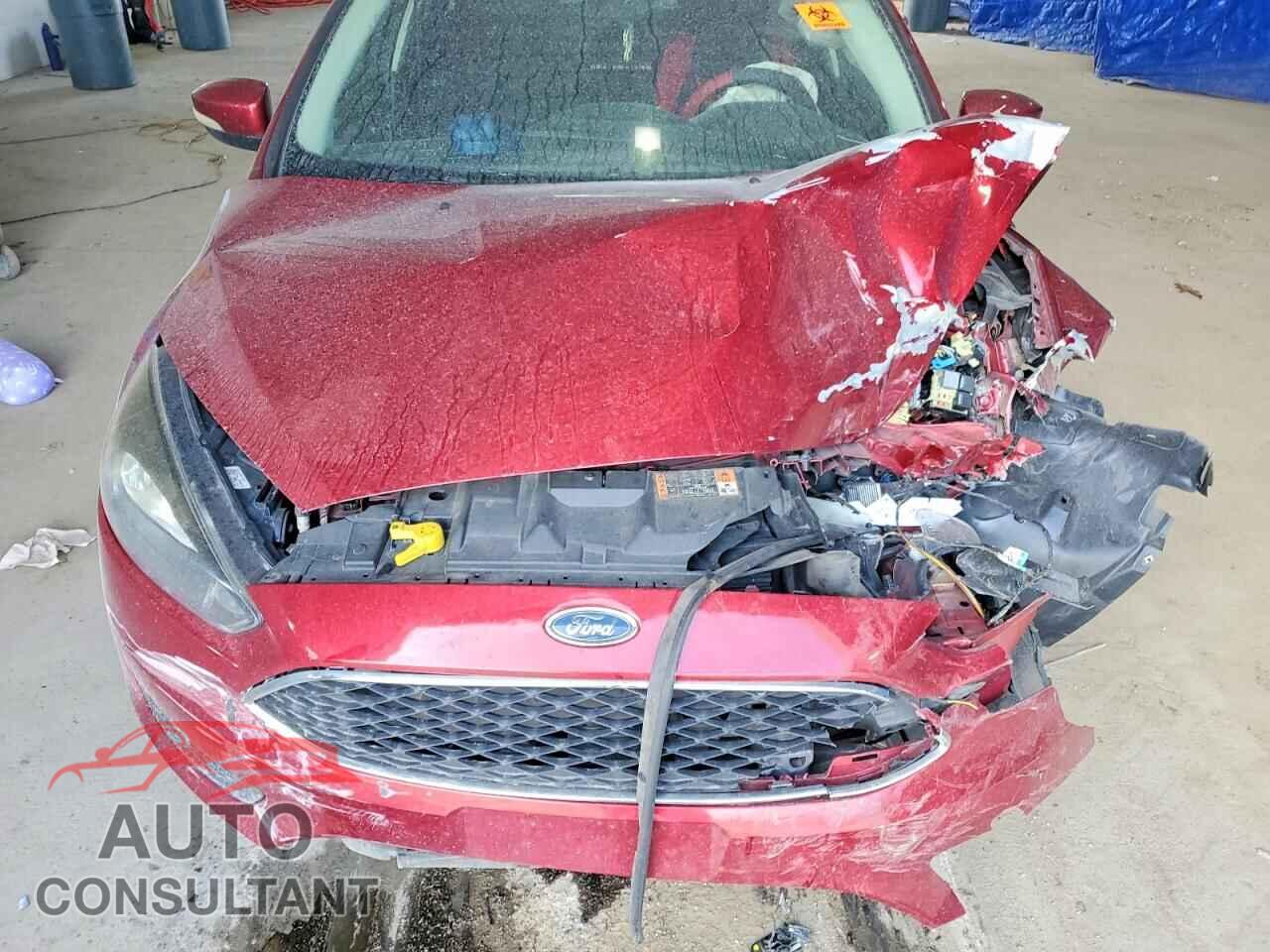 FORD FOCUS 2017 - 1FADP3M23HL346960