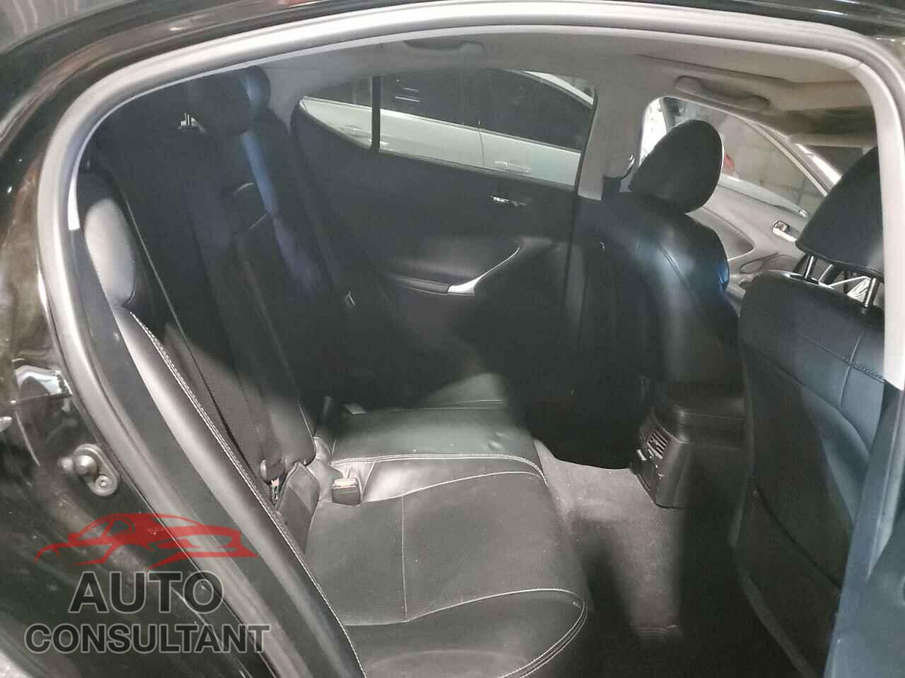 LEXUS IS 2011 - JTHBF5C22B5148656