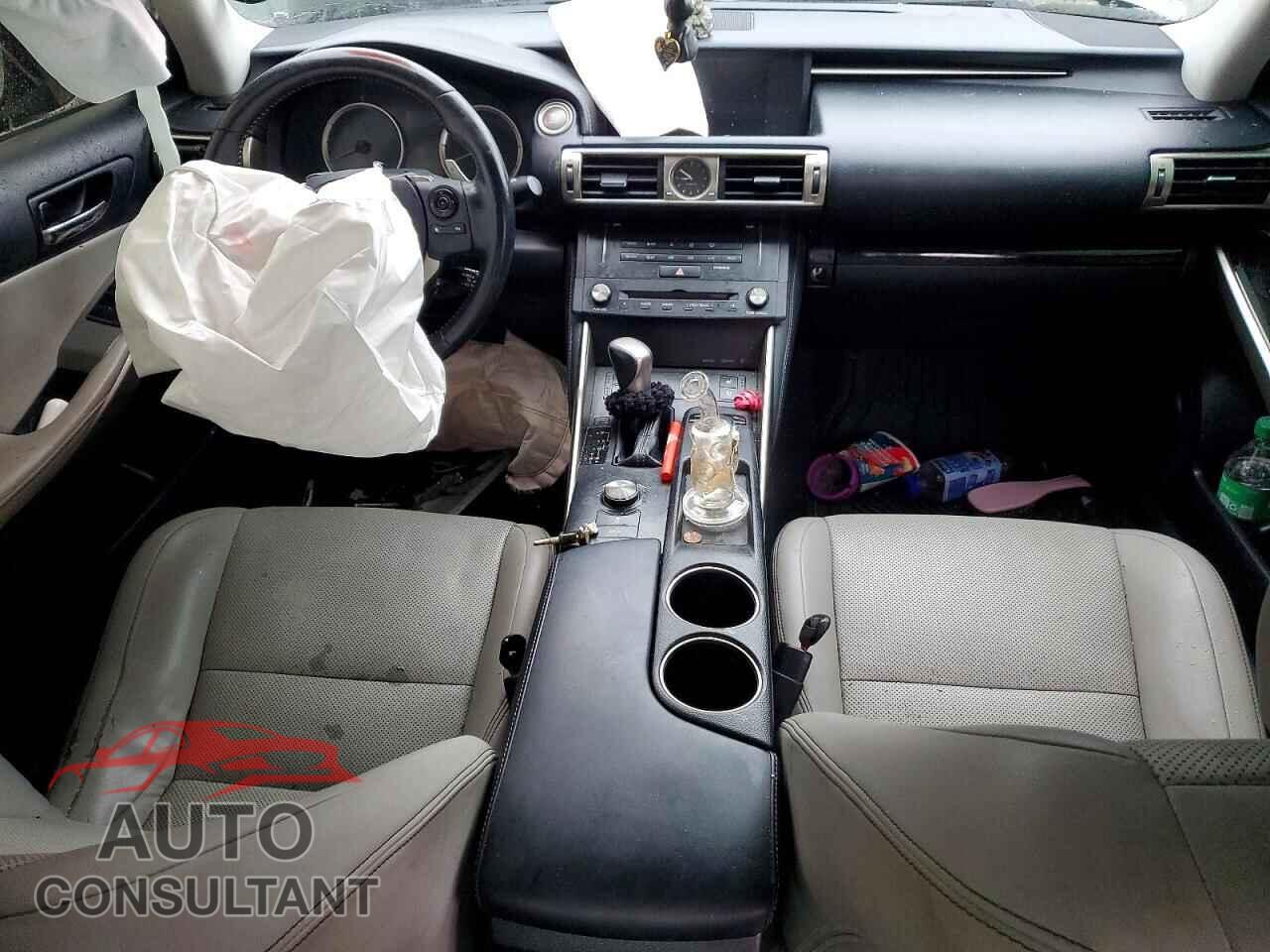 LEXUS IS 2015 - JTHCF1D24F5022588