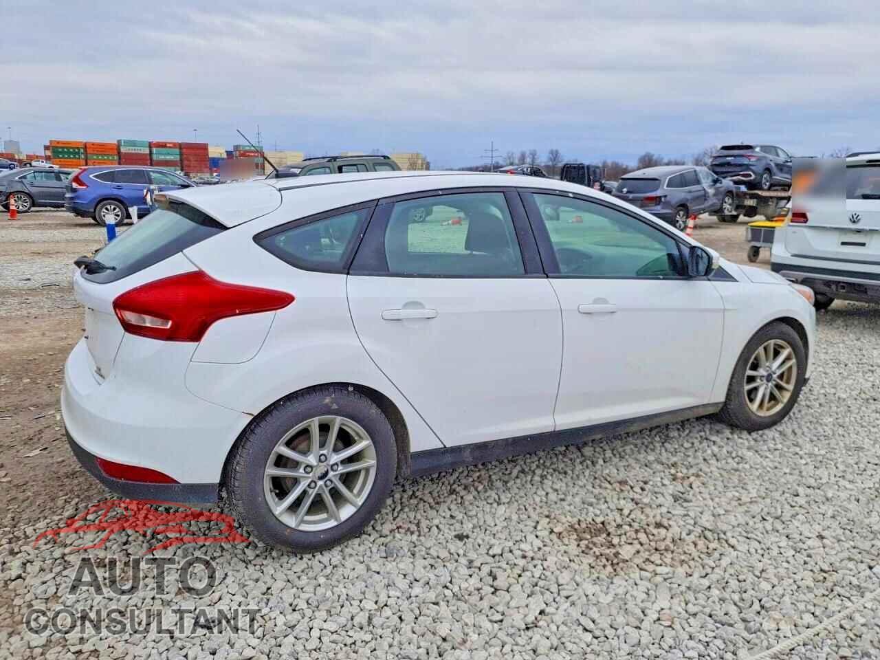 FORD FOCUS 2016 - 1FADP3K27GL294797