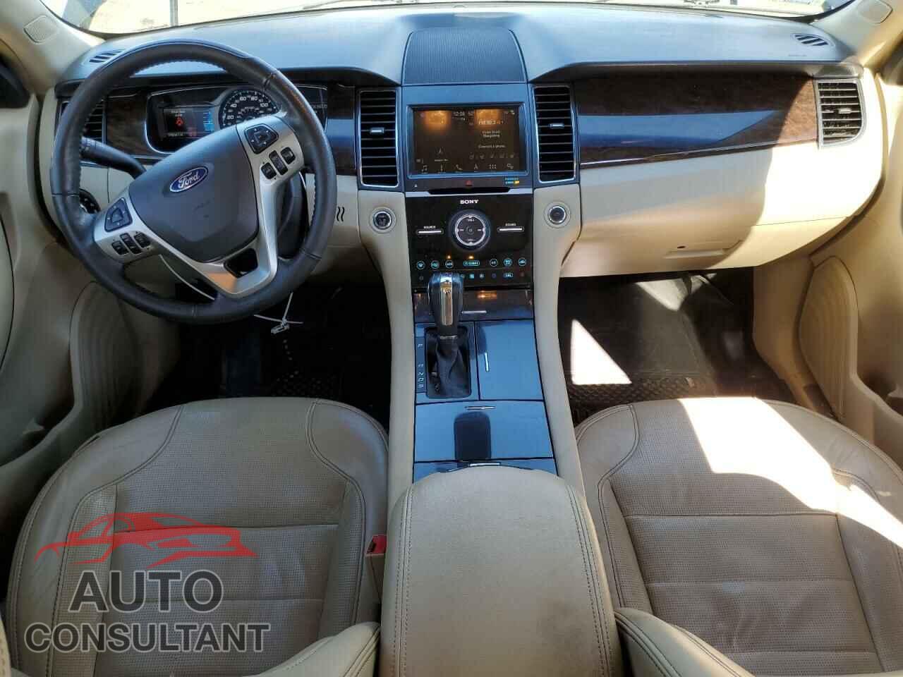 FORD TAURUS 2018 - 1FAHP2F8XJG130261