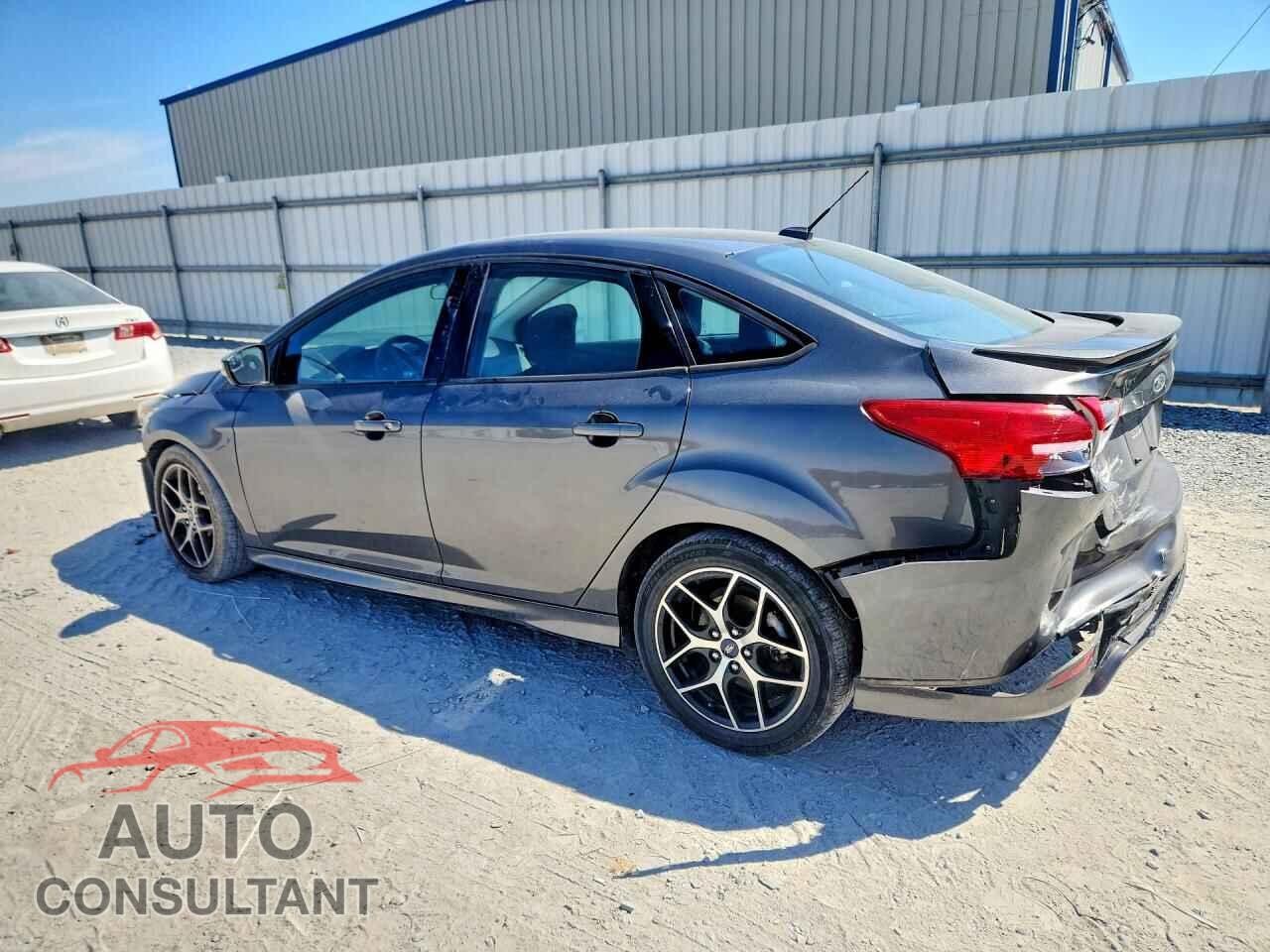 FORD FOCUS 2016 - 1FADP3F27GL300544