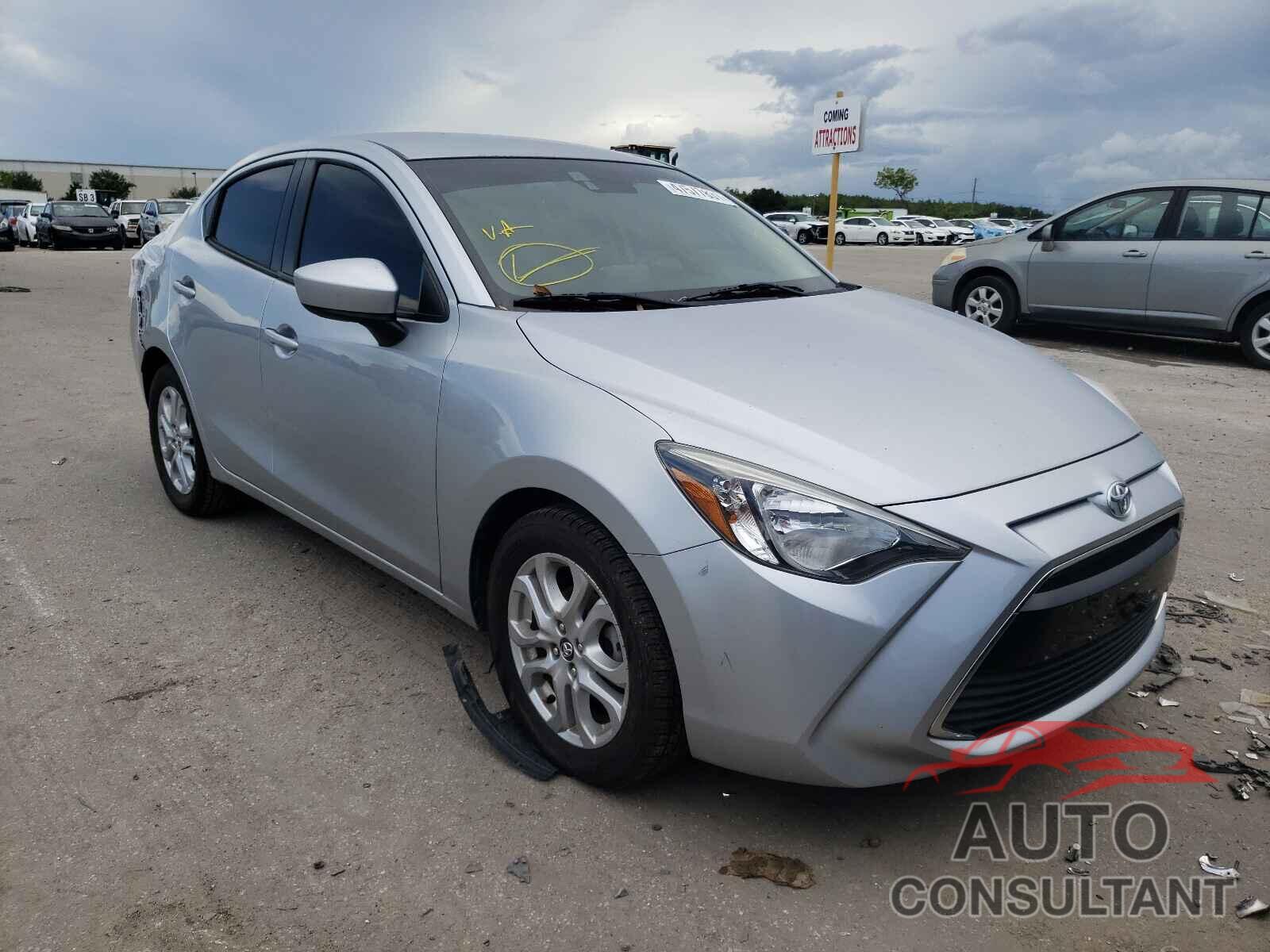 TOYOTA YARIS 2017 - 3MYDLBYV5HY162665