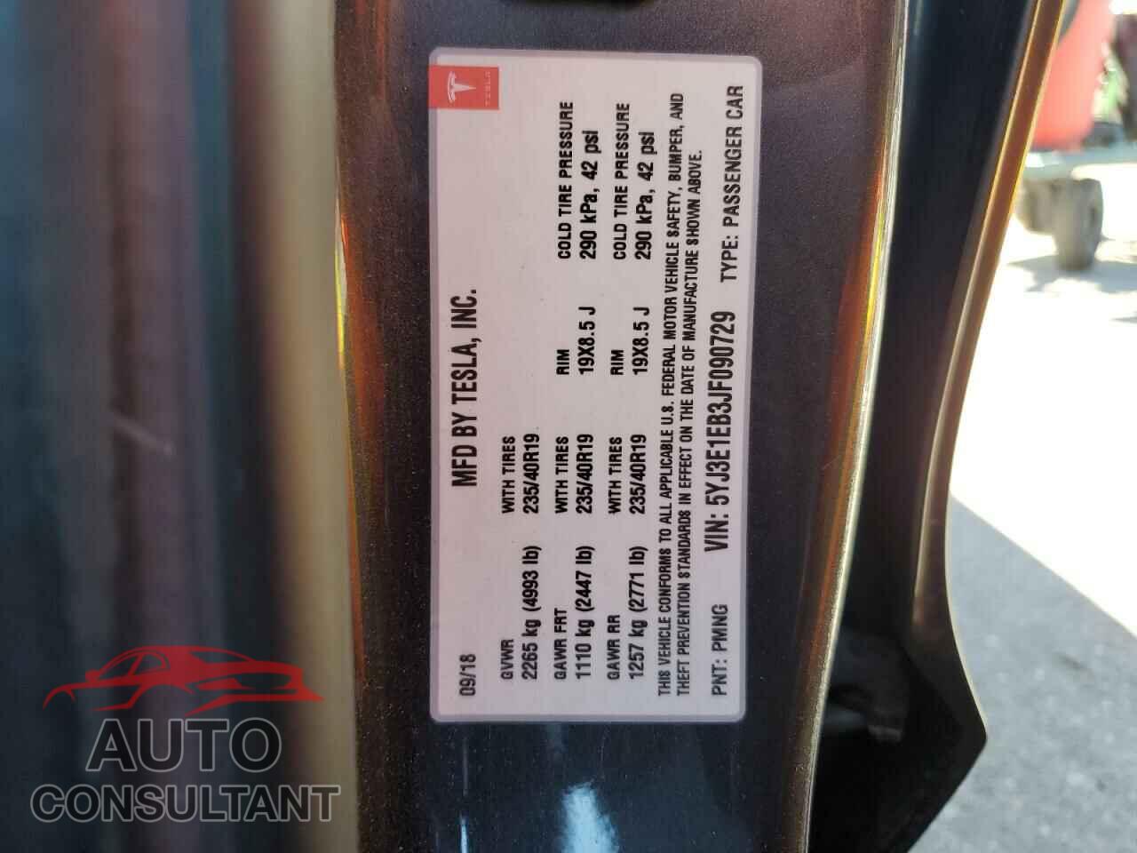 TESLA MODEL 3 2018 - 5YJ3E1EB3JF090729