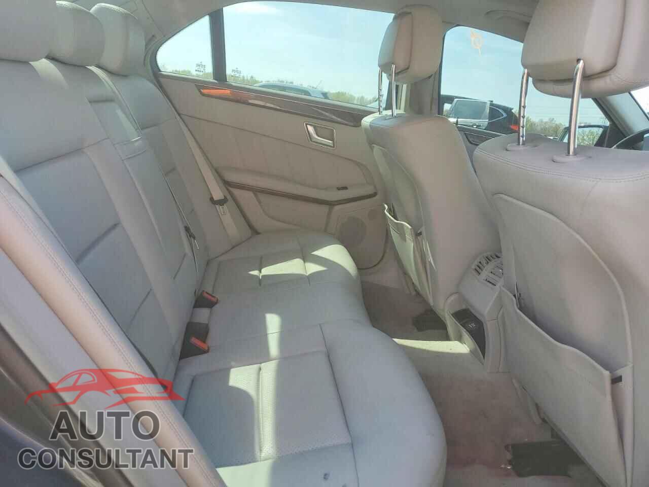 MERCEDES-BENZ E-CLASS 2013 - WDDHF5KBXDA747947