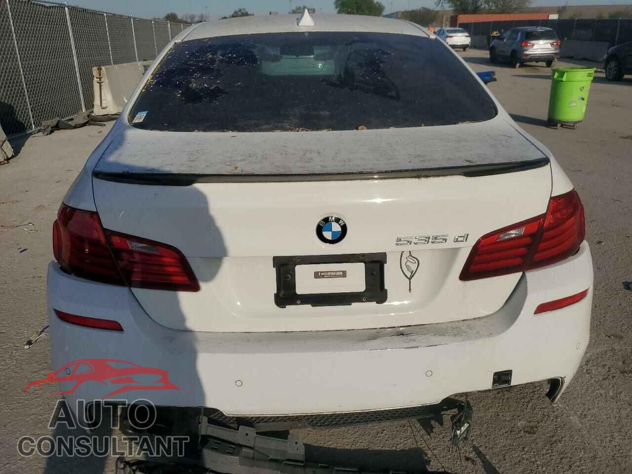 BMW 5 SERIES 2014 - WBAXA5C56ED689989