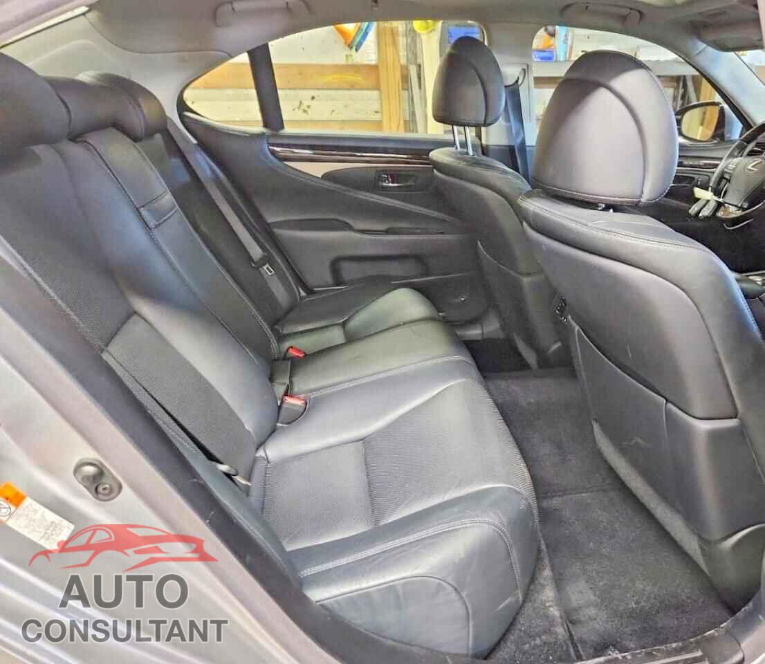 LEXUS LS500 2017 - JTHCL5EF3H5028127