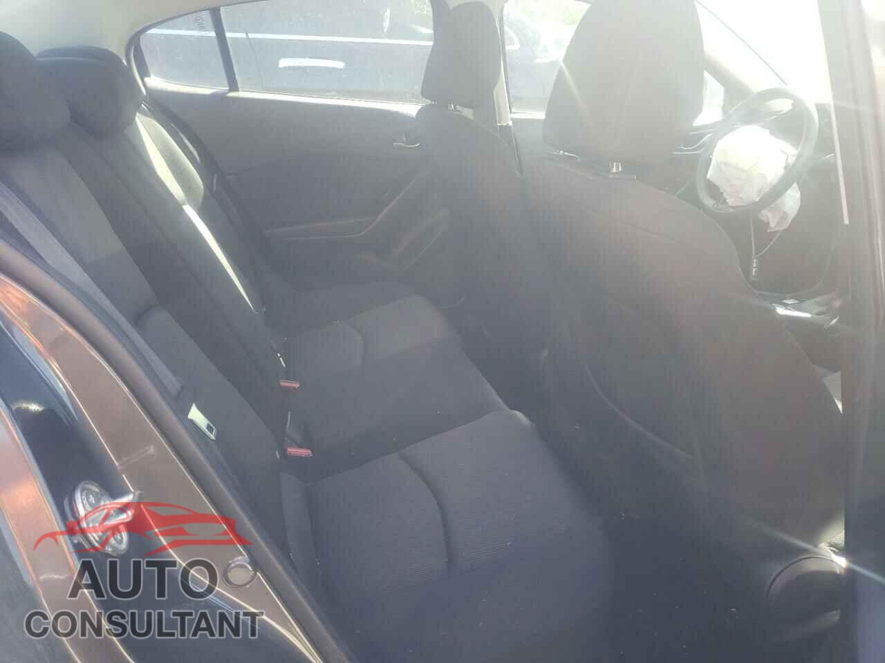 MAZDA 3 2017 - 3MZBN1U77HM111092