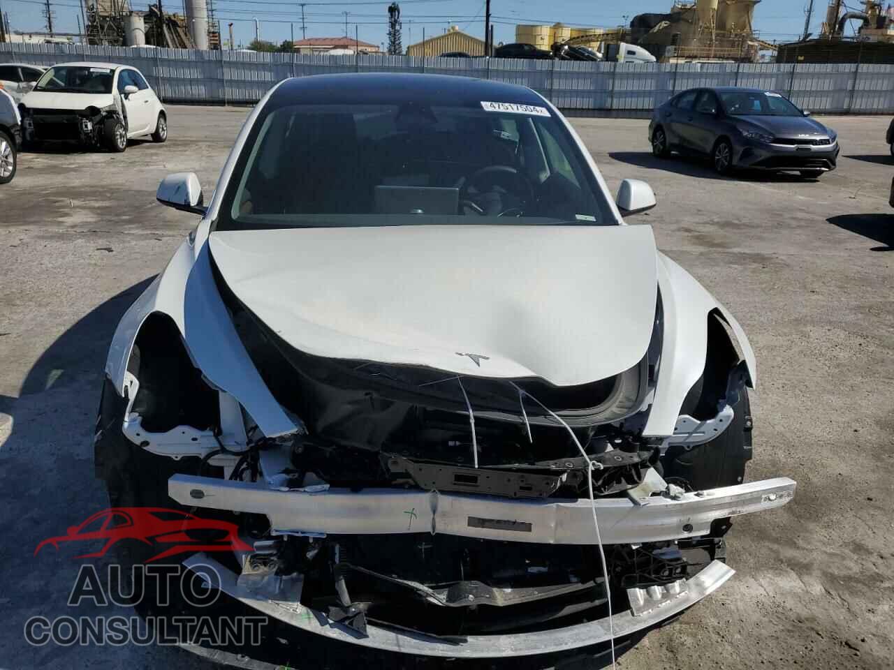 TESLA MODEL 3 2022 - 5YJ3E1EB2NF243025