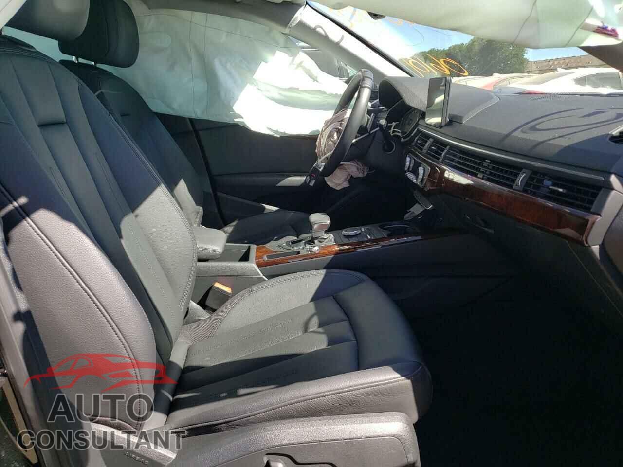 AUDI A4 2019 - WAUGMAF48KA037908