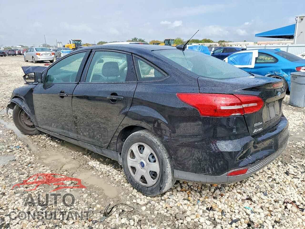 FORD FOCUS 2018 - 1FADP3E2XJL210653