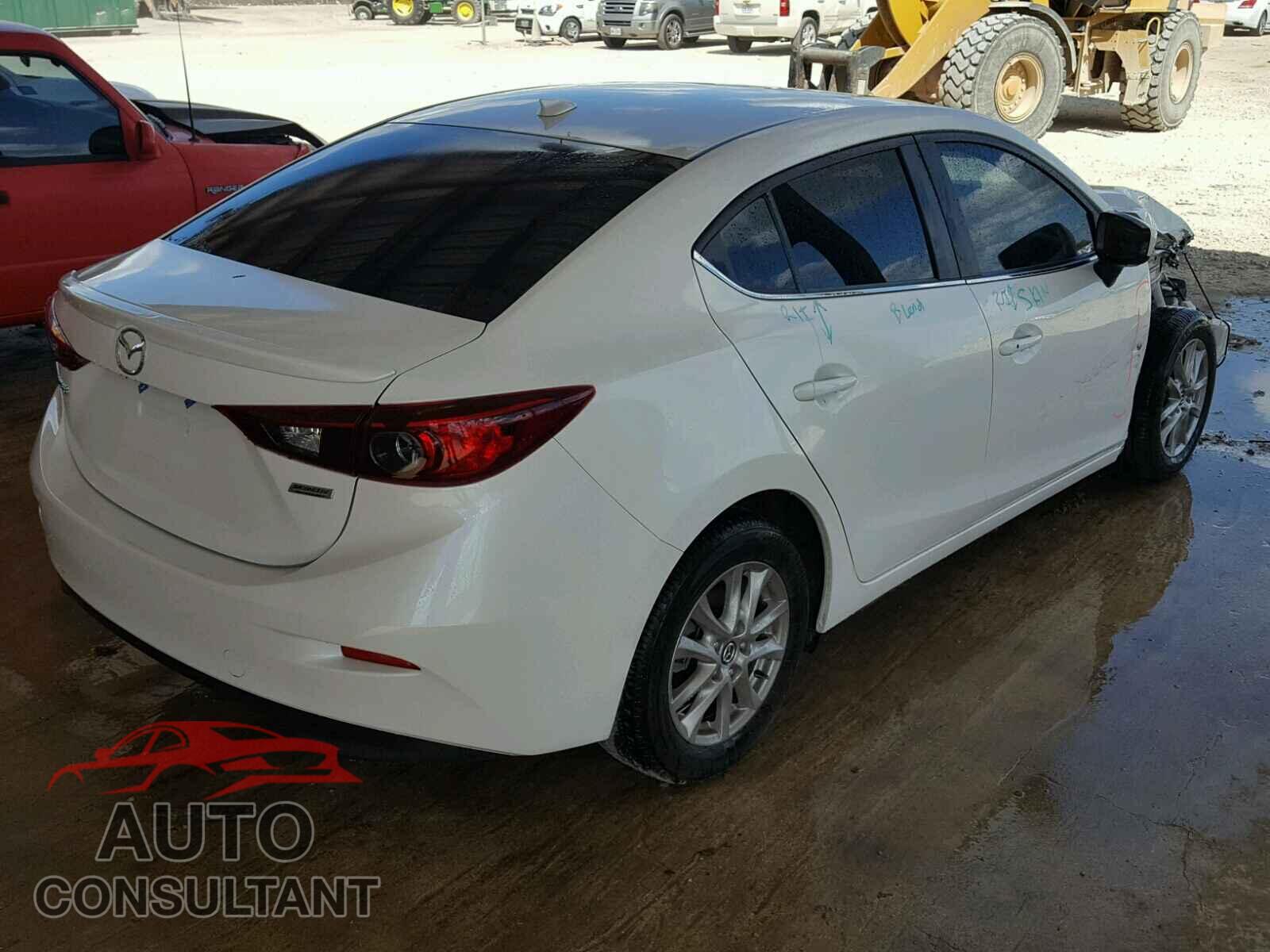 MAZDA 3 2016 - 3MZBM1W70GM297878