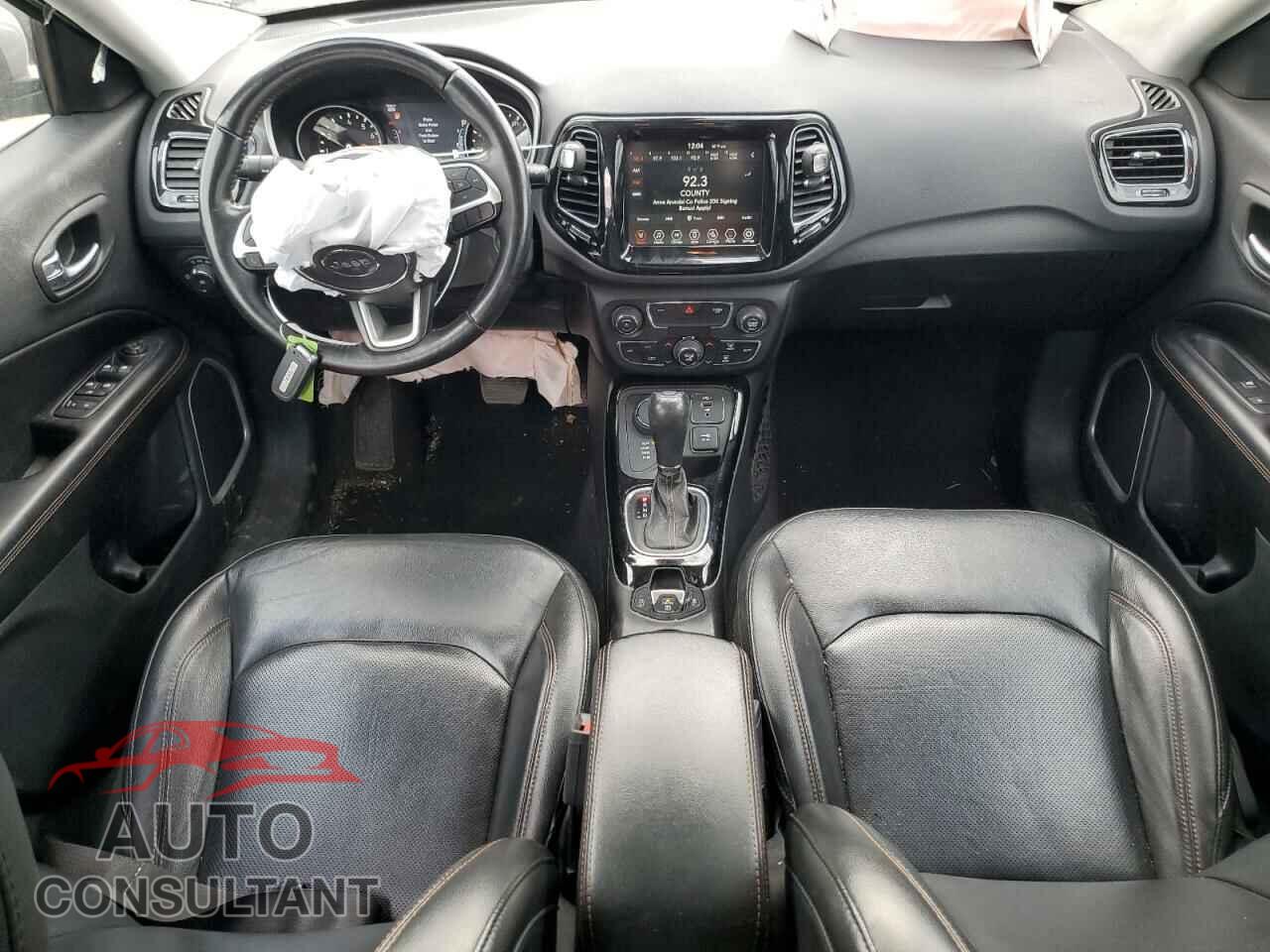 JEEP COMPASS 2020 - 3C4NJDCB1LT221220