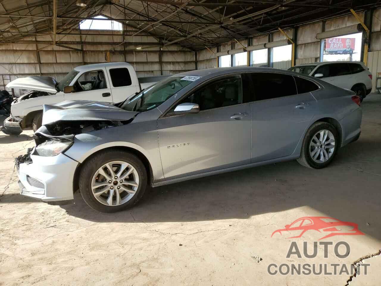CHEVROLET MALIBU 2018 - 1G1ZD5ST8JF165883