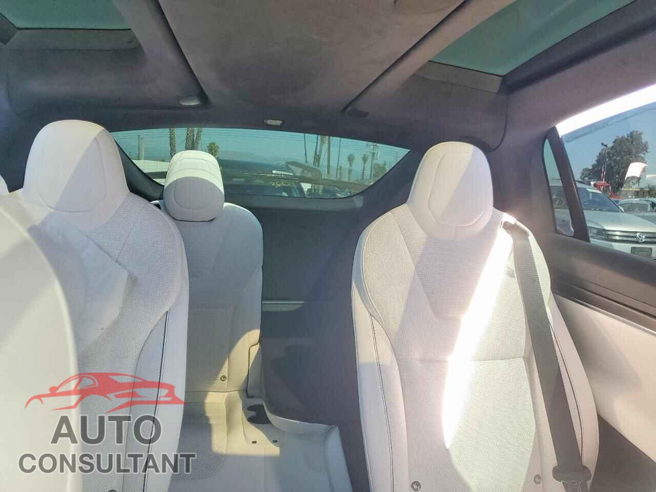 TESLA MODEL X 2025 - 7SAXCBE68SF467186