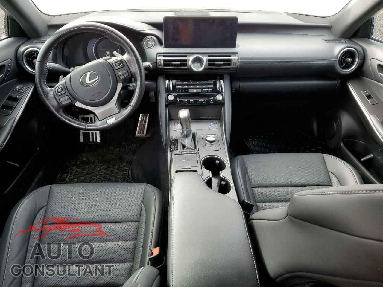 LEXUS IS 2021 - JTHG81F24M5047190
