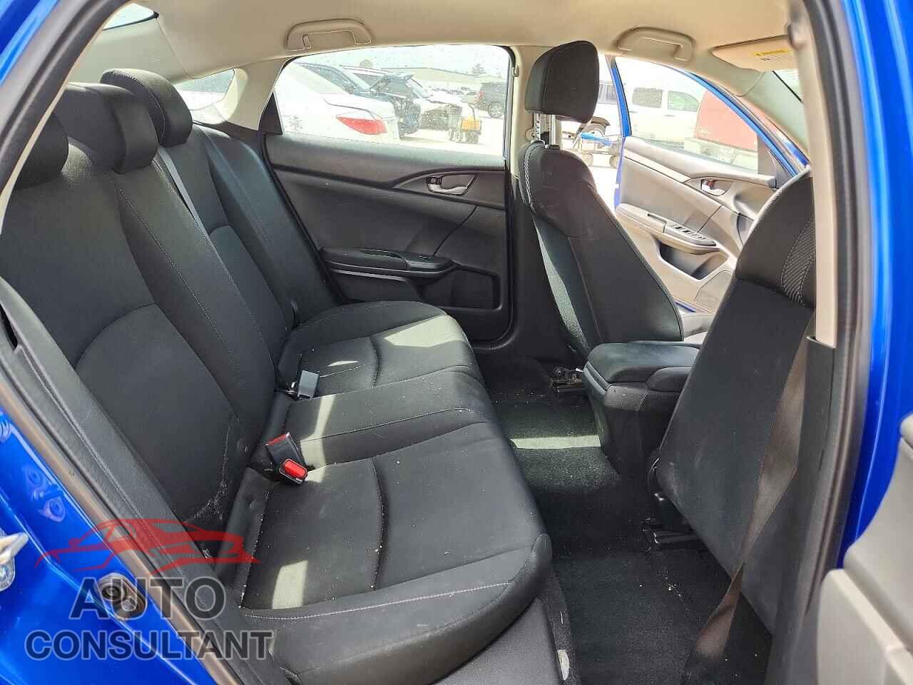 HONDA CIVIC 2018 - 2HGFC2F54JH536741