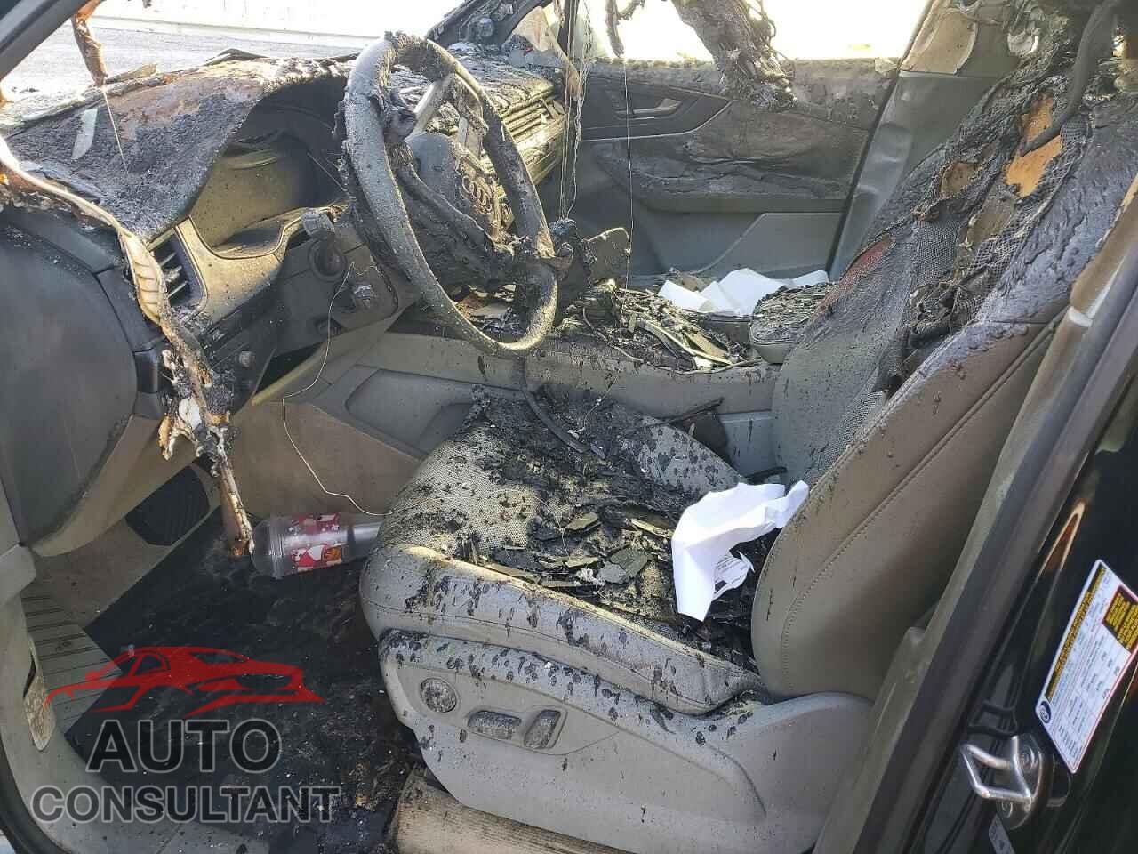 AUDI Q7 2017 - WA1VAAF71HD015716