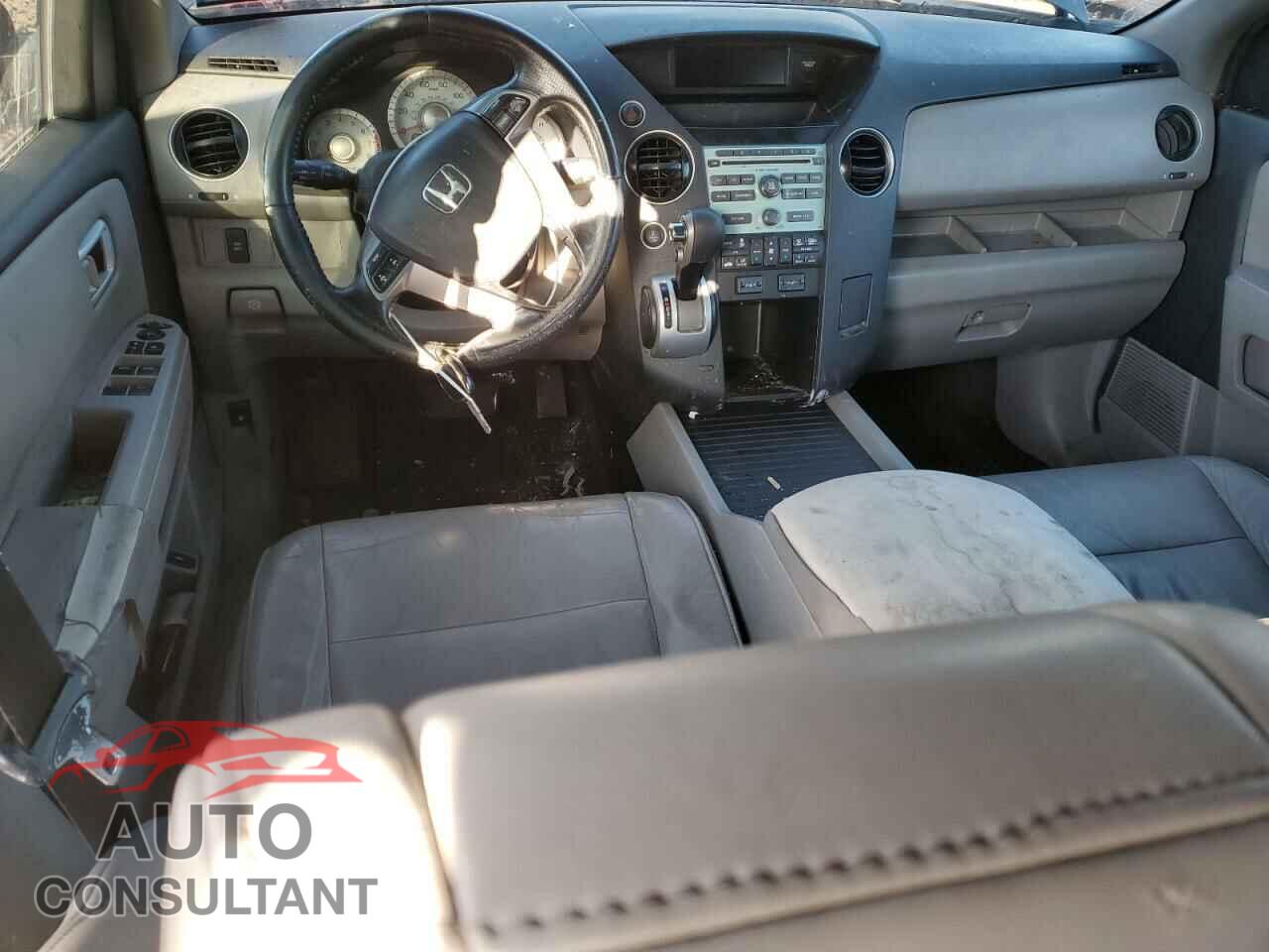 HONDA PILOT 2011 - 5FNYF4H55BB085253