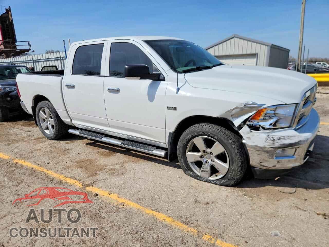 DODGE RAM 1500 2012 - 1C6RD7LT0CS264913