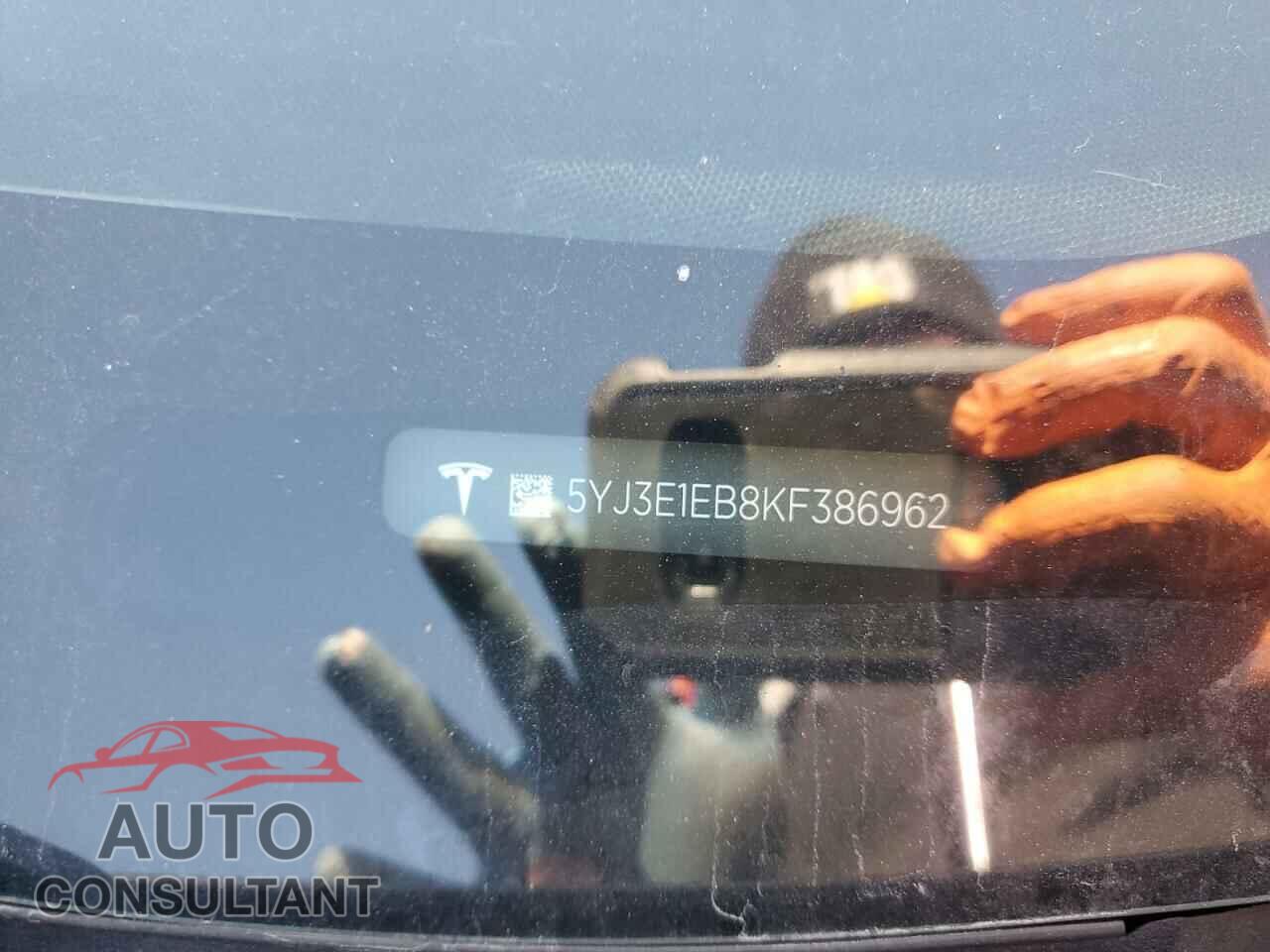 TESLA MODEL 3 2019 - 5YJ3E1EB8KF386962