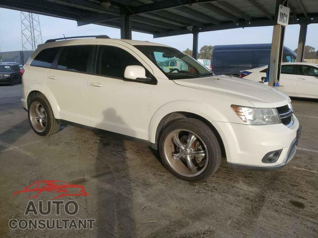 DODGE JOURNEY 2012 - 3C4PDCBG4CT395869