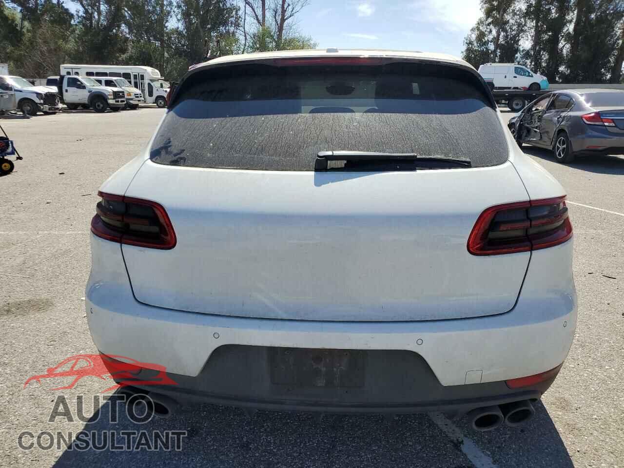 PORSCHE MACAN 2018 - WP1AA2A56JLB15059