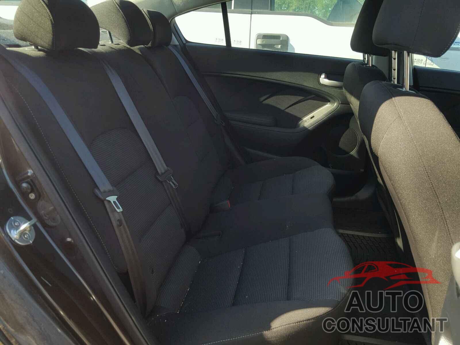 KIA FORTE 2017 - 3KPFK4A70HE077560