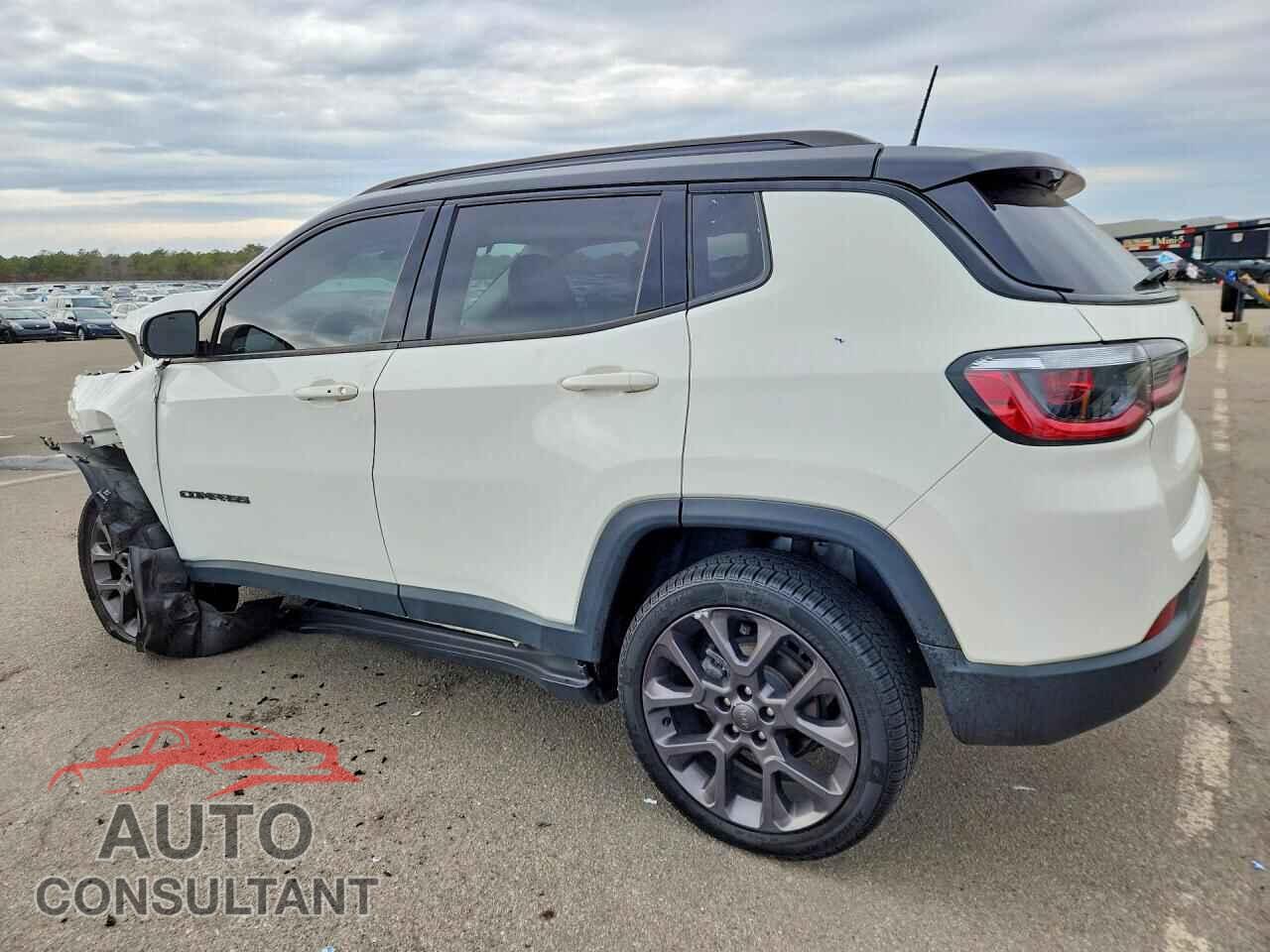 JEEP COMPASS 2019 - 3C4NJDCB8KT761503