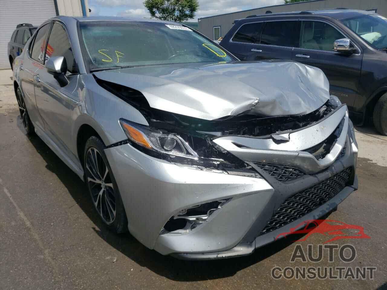 TOYOTA CAMRY 2019 - 4T1B11HK2KU176119