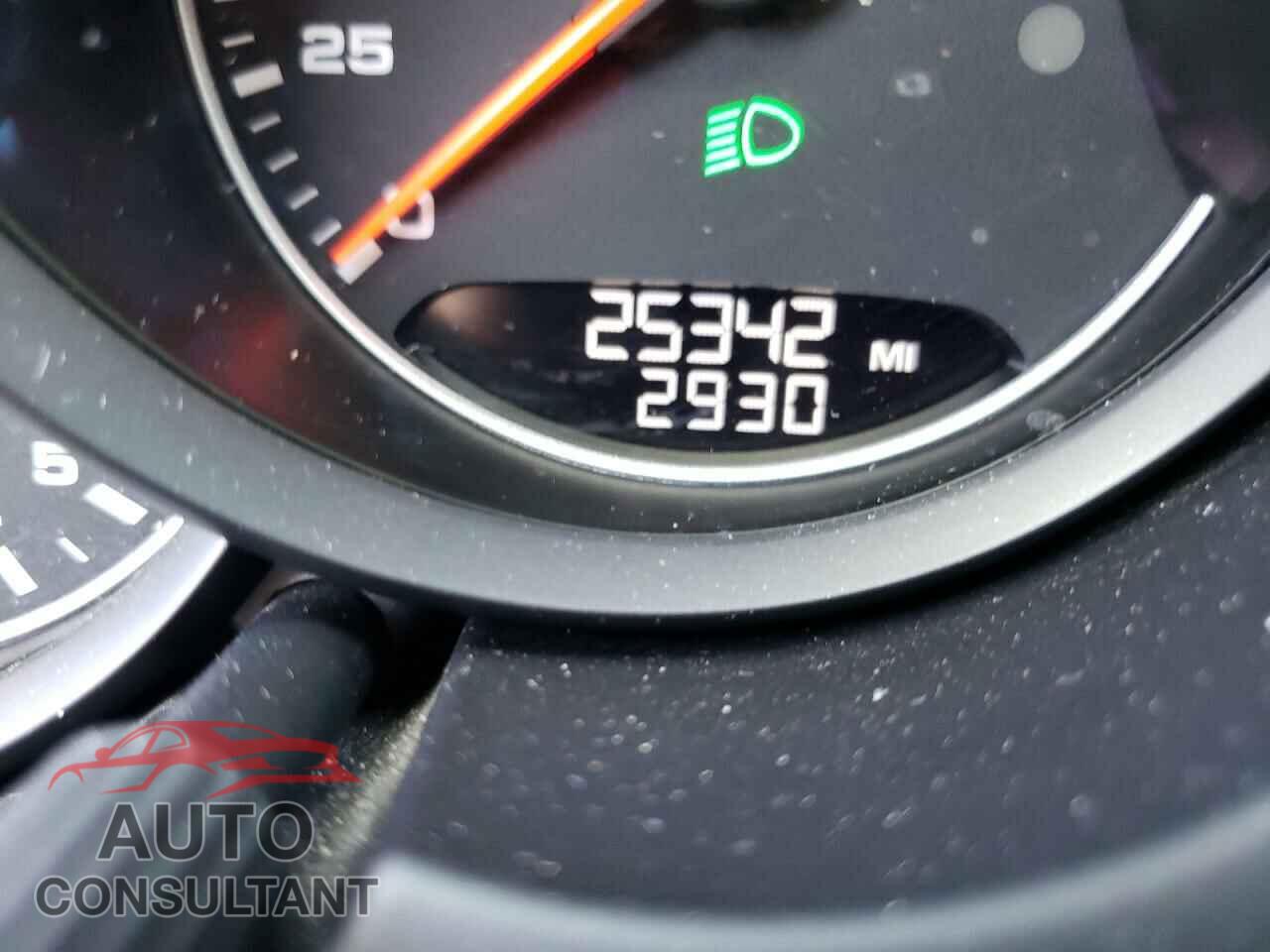 PORSCHE CAYENNE 2017 - WP1AA2A27HKA87729