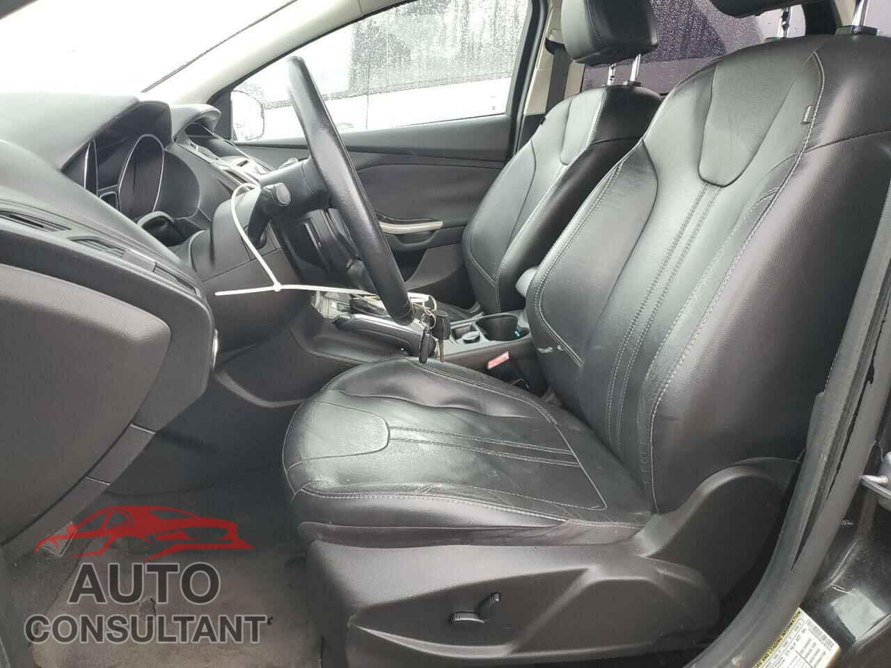 FORD FOCUS 2012 - 1FAHP3M20CL392918