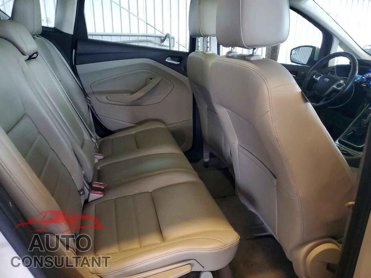 FORD CMAX 2015 - 1FADP5CU4FL100334